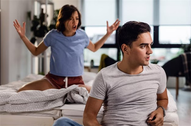 老婆出轨，你该如何对付第三者？